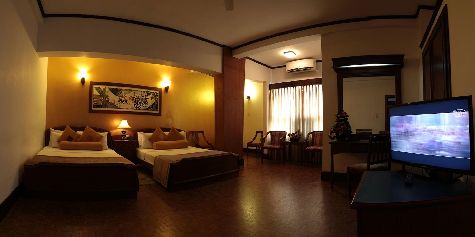 Hotel Sapphire Colombo Esterno foto